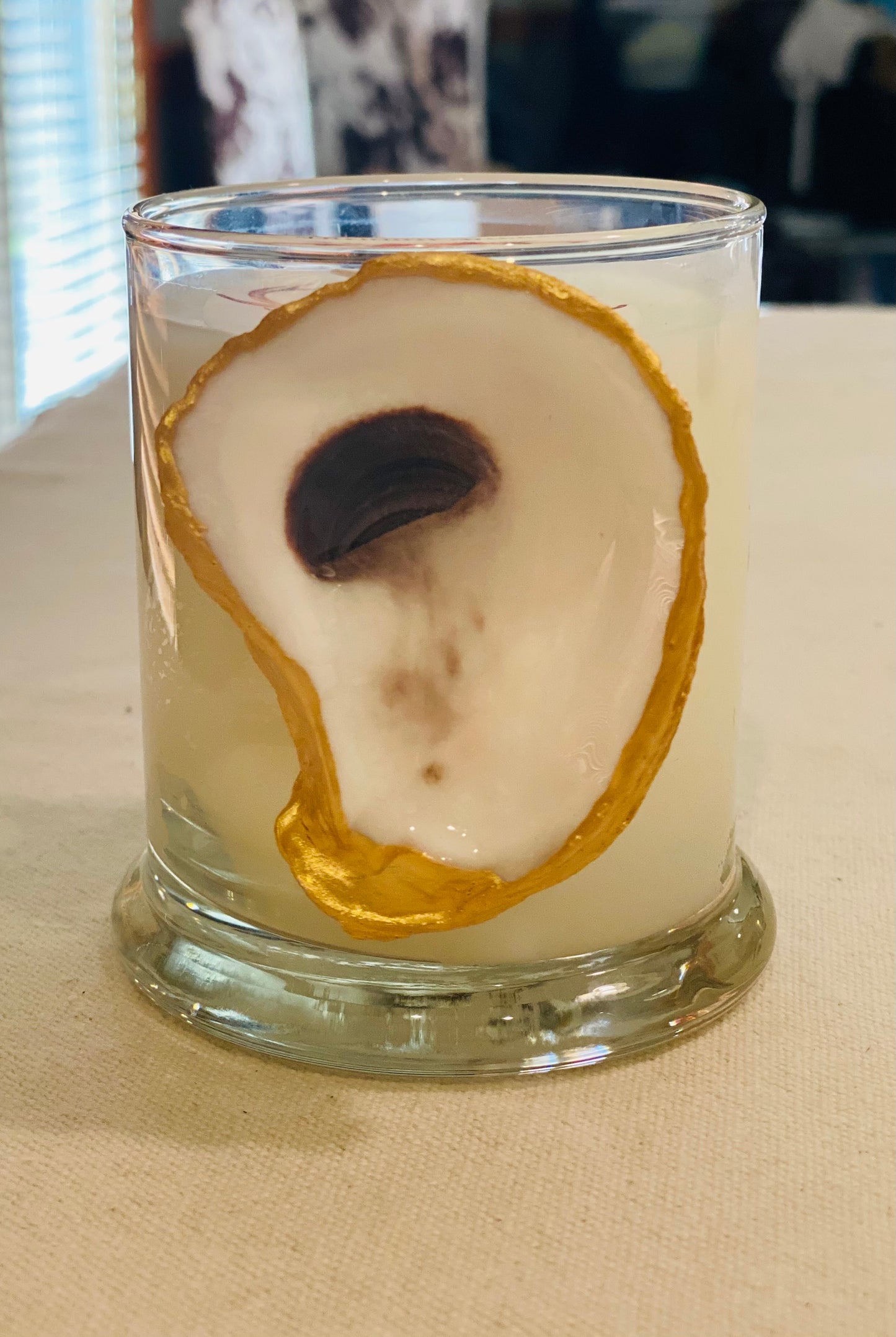 Back Porch - Bella Luxury Candles / Round Vessel