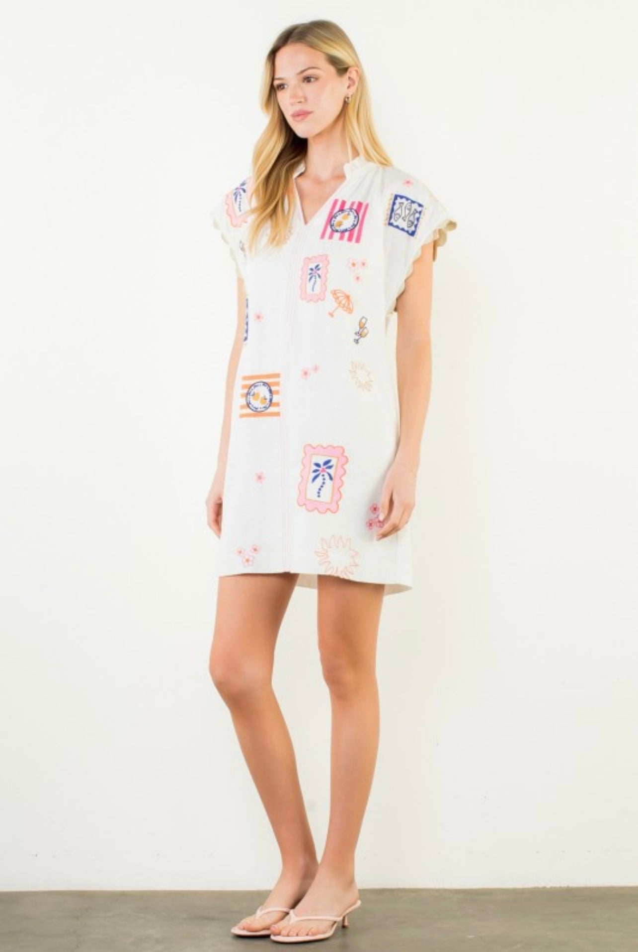 SHORT SLEEVE EMBROIDERY DETAIL DRESS