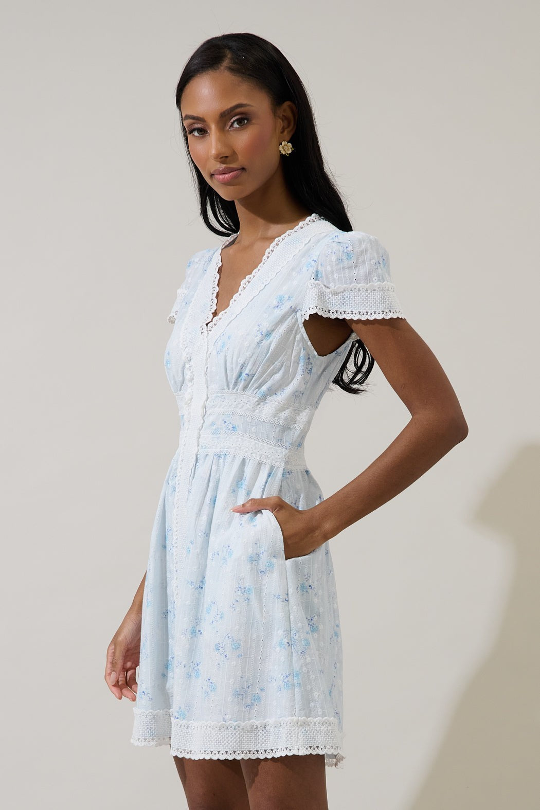 Karen Floral Lace Mini Dress $88