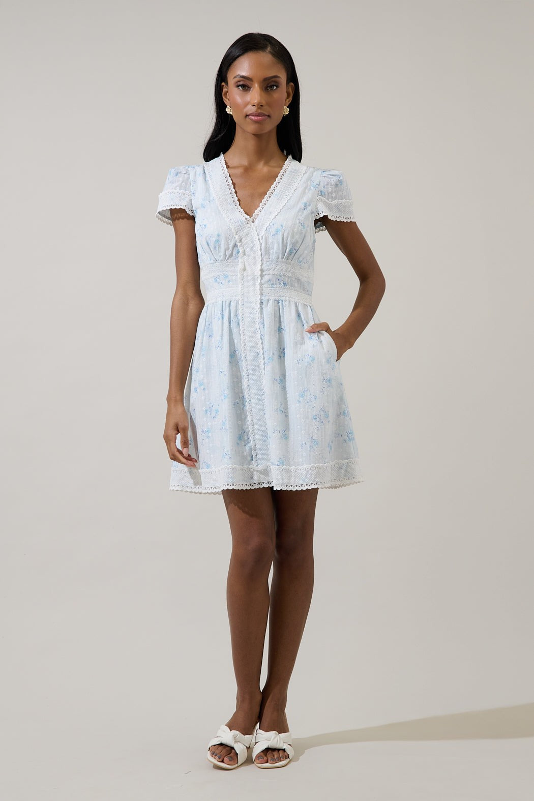 Karen Floral Lace Mini Dress $88