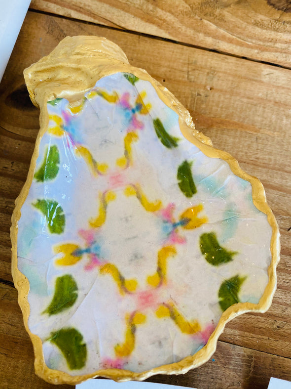 Green, Pink & Yellow Decoupage Oyster